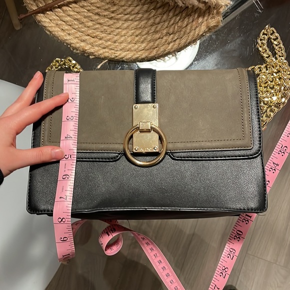 Aldo Solid Purse with Gold Chain - Picture 10 of 10